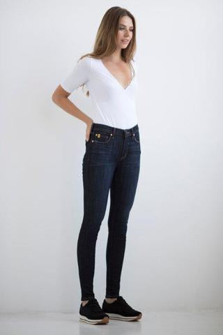 Experts Chime in on Where to Buy the Best Yoga Jeans Online