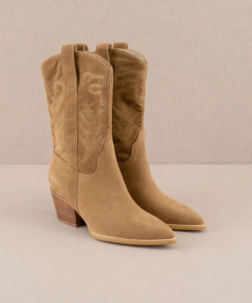 The Oasis Cowboy Boot Camel